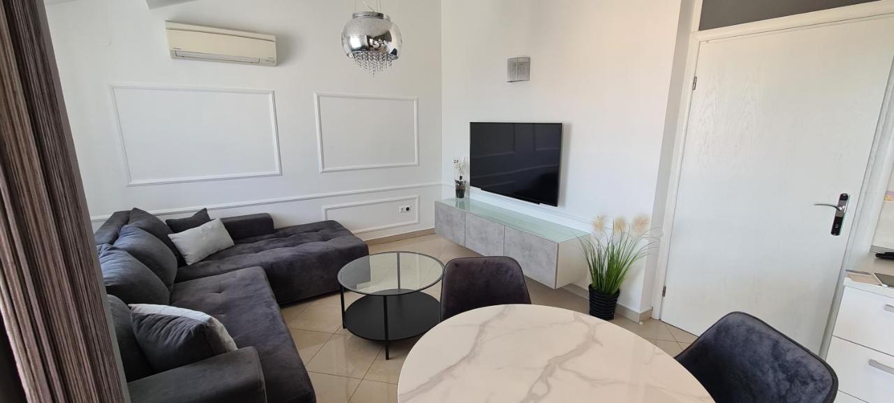 Apartman Moris มาลินสกา ภายนอก รูปภาพ